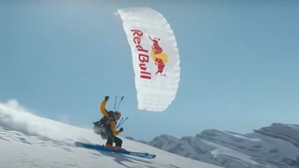 Fred Fugen, sportif de l'extrème dans une vidéo YouTube du site Red Bull. (CAPTURE D'ÉCRAN)