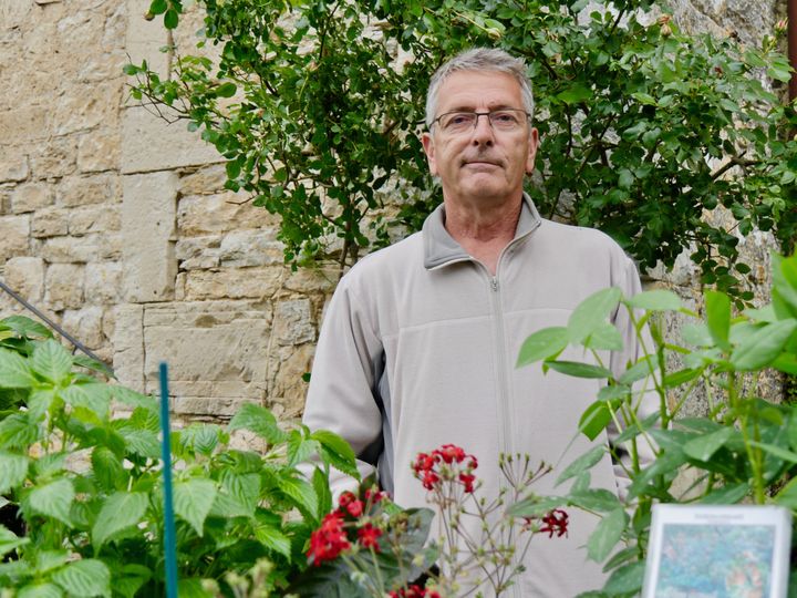 Alain Tan, pépiniériste à Montauban. (ISABELLE MORAND / RADIO FRANCE / FRANCE INFO)