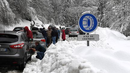 Savoie : la neige sème la pagaille