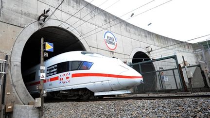 L'ICE3 dans le tunnel sous la Manche (13/10/10) (AFP/DENIS CHARLET)