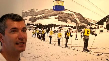 Olivier Tops pose des couleurs sur des clichés en noir et blanc pour ajouter une touche côté pop.
 (capture d&#039;écran France 3 / Culturebox)