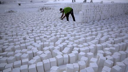 a ordonné en avril 2015 qu'un hôpital soit construit à proximité des carrières.
 
 (REUTERS / Amr Abdallah Dalsh)