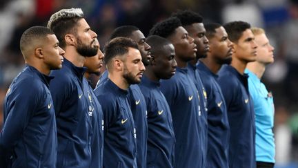 Les joueurs de l'équipe de France durant le match de Ligue des nations face à l'Autriche, le 22 septembre 2022 au Stade de France (Saint-Denis). (MILLEREAU PHILIPPE / KMSP via AFP)