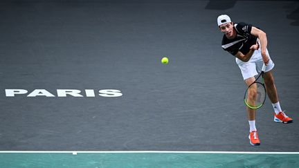 Ugo Humbert à l'aise sur les courts de Bercy (ANNE-CHRISTINE POUJOULAT / AFP)