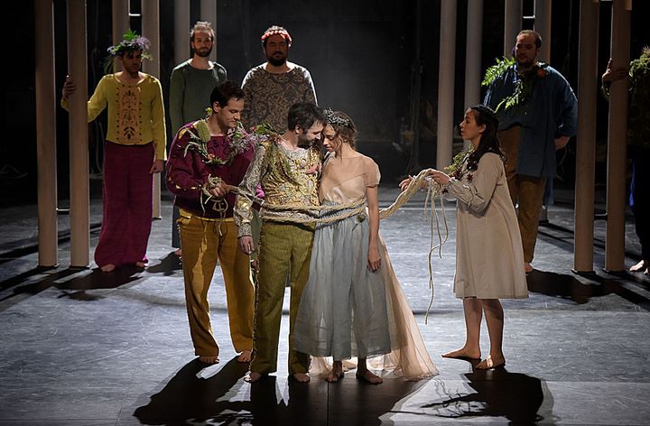 Les époux amoureux avant le drame : Alcione (Lea Desandre) et Ceix (Cyril Auvity).
 (Vincent Pontet)