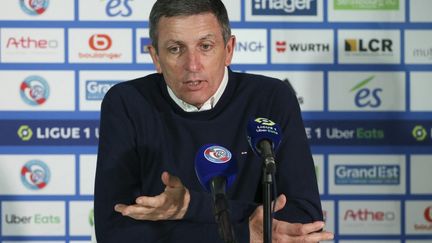 Thierry Laurey lors de la conférence de presse d'après-match entre Strasbourg et le PSG, le 10 avril 2021. (JEAN CATUFFE / JEAN CATUFFE)