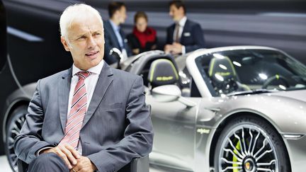 Matthias M&uuml;ller durant le 65e Salon international de l'automobile &agrave; Francfort (Allemagne), le 11 septembre 2013. (RENE FLUGER/AP/SIPA / AP)