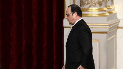 François Hollande à l'Elysée, le 30 mars 2016 (STEPHANE DE SAKUTIN / AFP)