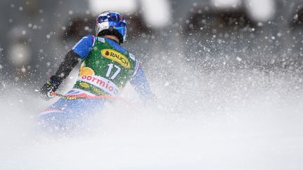 Alexis Pinturault lors du Super-G à Bormio, le mercredi 29 décembre 2021. (FABRICE COFFRINI / AFP)