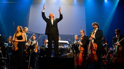 Le compositeur français de musiques de films Vladimir Cosma, en concert au Grand Rex en mars 2013.
 (Samuel Dietz / MaxPPP)