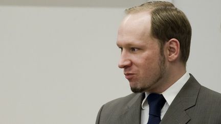 Anders Behring Breivik&nbsp;pendant son proc&egrave;s &agrave; Oslo (Norv&egrave;ge), le 8 juin 2012. (HEIKO JUNGE / SCANPIX NORWAY / AFP)