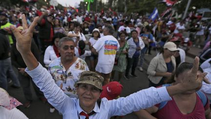 Des manifestants sandinistes dans les rues de Managua (Nicaragua), le 19 septembre 2018. (INTI OCON / AFP)