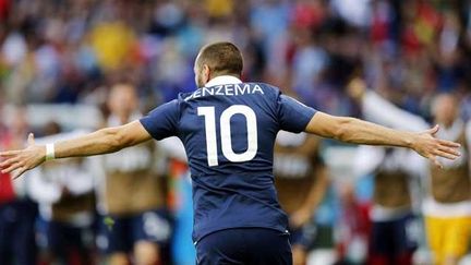  (A cinq reprises, la balle de Benzema a franchi les lignes adverses © MaxPPP)