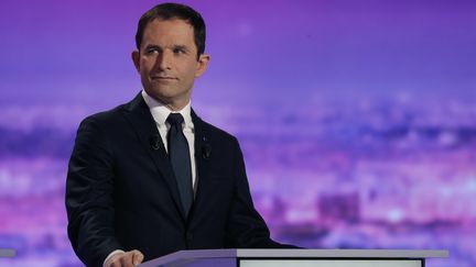 Société "du farniente" : "Paresseux intellectuellement" répond Benoît Hamon aux critiques de Manuel Valls