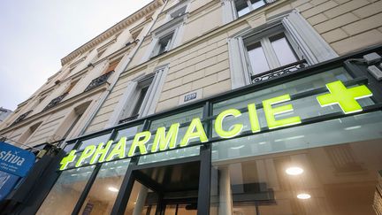 Vaccination grippe et Covid : les appels des autorités sanitaires sont "justifiés" pour le président de la Fédération des syndicats pharmaceutiques de France