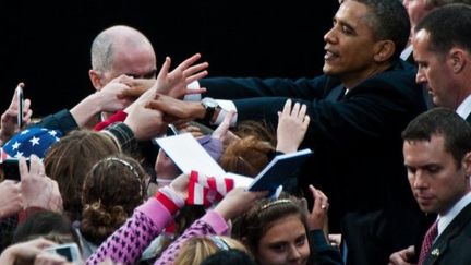 Bain de foule pour Barack Obama au collège Green de Dublin (23/05/2011) (AFP/Nicholas Kamm)