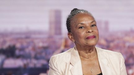 Christiane Taubira lors du journal télévisé de France 2 à Paris, le 15 janvier 2022. (GEOFFROY VAN DER HASSELT / AFP)