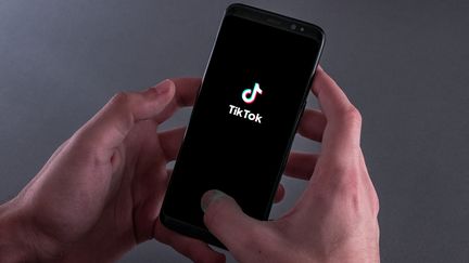 TikTok : comment expliquer un tel engouement ?