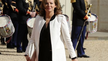 Val&eacute;rie Trierweiler, la compagne de Fran&ccedil;ois Hollande, arrive &agrave; l'Elys&eacute;e le 15 mai 2012 &agrave; Paris. (BERTRAND GUAY / AFP)