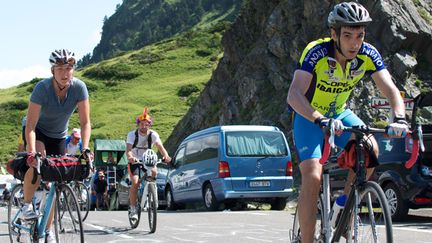  (Du monde sur les pentes du Tourmalet © RF/BS)