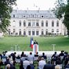 Le président de la République, Emmanuel Macron, le 29 juin 2020 à Paris lors de la remise des propositions de la Convention citoyenne pour le climat. (CHRISTIAN HARTMANN / AFP)