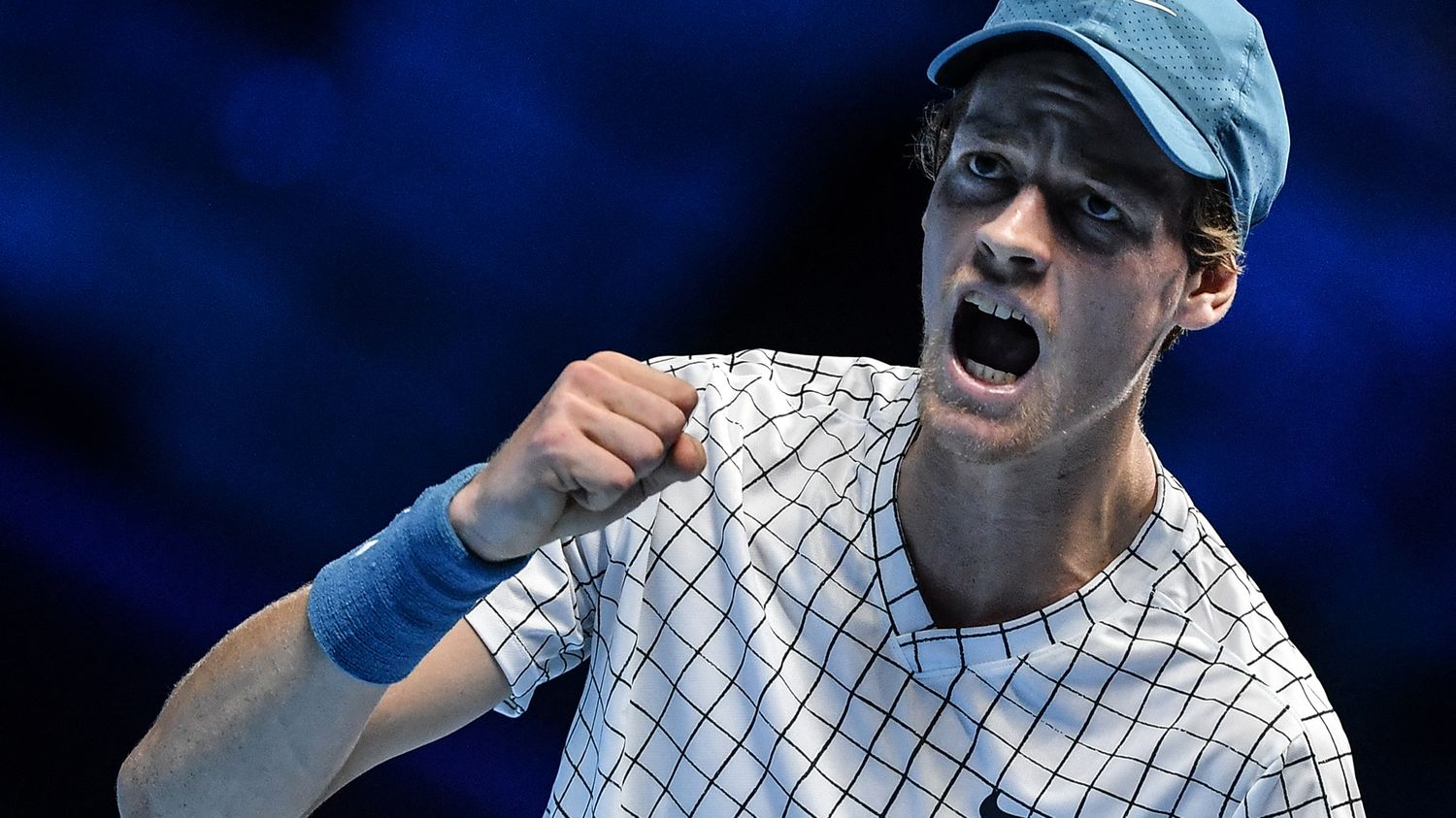 ATP Finals : Jannik Sinner S'impose Face à Hubert Hurkacz Et Peut Rêver ...