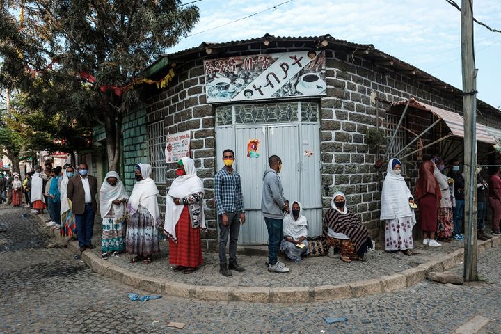 Un bureau de vote lors des élections régionales au Tigré (Ethiopie), dans la ville de Mekele, le 9 septembre 2020. &nbsp;&nbsp; (EDUARDO SOTERAS / AFP)