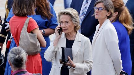 La ministre déléguée en charge des collectivités territoriales, Caroline Cayeux,&nbsp;lors du défilé du 14-Juillet à Paris. (LUDOVIC MARIN / AFP)