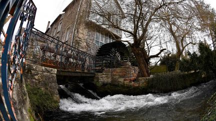 Le moulin à eau de la maison-musée du chanteur Claude François, à Dannemois, au sud de Paris (illustration). (GERARD JULIEN / AFP)