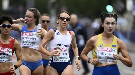 La marcheuse française Clémence Beretta lors du 20km marche des championnats d'Europe d'athlétisme de Munich, le 20 août 2022 (HERVIO JEAN-MARIE / AFP)