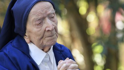 Guérie du Covid-19, soeur André, doyenne des Français, fête ses 117 ans