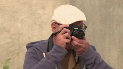 Photographie : un village de Maine-et-Loire et ses habitants immortalisés pendant le confinement (FRANCE 3)