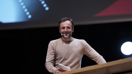 François-Régis Gaudry, lors d'une conférence à Radio France, en avril 2022. (Christophe Abramowitz / radiofrance)