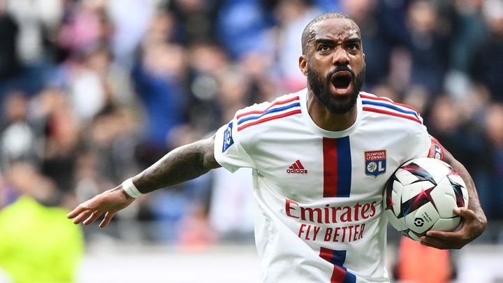 Alexandre Lacazette lors du match de Ligue 1 face à Montpellier, le 7 mai 2023. (OLIVIER CHASSIGNOLE / AFP)