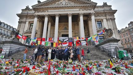 Place de la Bourse à Bruxelles, le 1er avril 2016,&nbsp;des représentants de la communauté musulmane belge et français, ainsi que le Grand Rabbin de Bruxelles&nbsp; (DENIS CLOSON / ISOPIX / SIPA)