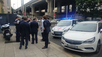 Des coups de feu ont eu lieu autour du lycée d'Estienne d'Orves à Nice.&nbsp; (PAUL TILLIEZ / RADIO FRANCE)