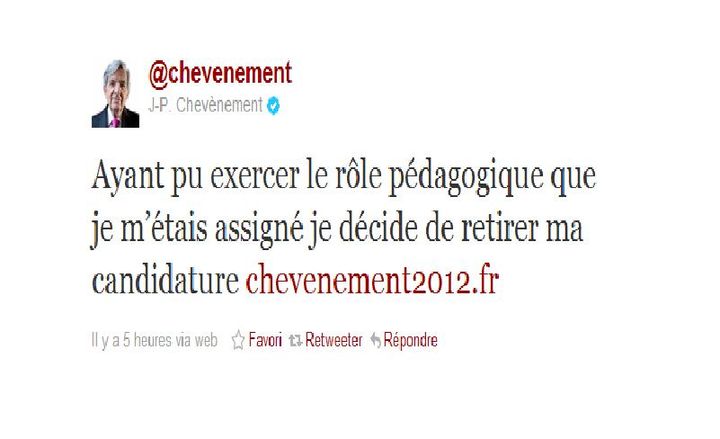 Catpure d'écran du tweet de Jean-Pierre Chevènement (DR)