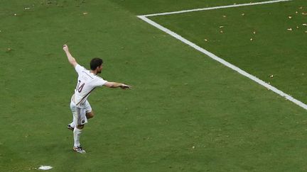 L'Espagnol Xabi Alonso lors du match face aux Pays-Bas &agrave; Salvador, le 13 juin 2014. (FABRIZIO BENSCH / REUTERS)