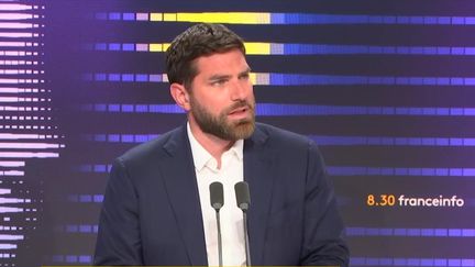 Vincent Jeanbrun, député LR et maire de L'Haÿ-les-Roses (Val-de-Marne), invité du 8h30 franceinfo, le 27 septembre 2024. (FRANCEINFO / RADIO FRANCE)