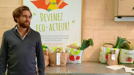 Adrien Gazeau dirigeant de Bio Culture à Sèvres.&nbsp; (BENJAMIN  ILLY / FRANCE-INFO)