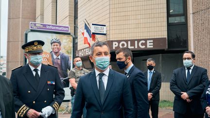 Le ministre de l'Intérieur,&nbsp;Gérald Darmanin, lors d'une visite officielle dans le Val-d'Oise, le 9 mai 2021. (BENOIT DURAND / HANS LUCAS / AFP)