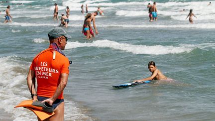 &nbsp; (Les bords de mer restent les plus dangereux pour se baigner, avec 85 décès depuis le 1er juin © MAXPPP)