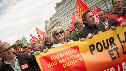 &nbsp; (Manifestation de salariés de la fonction publique en mai 2015. © Maxppp)