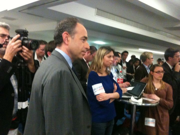 Jean-François Copé regarde le débat (D.A)