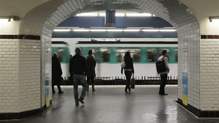 Les enfants lâchés dans le métro chaque jour devaient dépouiller les voyageurs (AFP - JACQUES DEMARTHON)