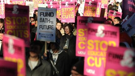 Etudiants britanniques contre les coupes budgétaires (10/11/2010) (AFP/BEN STANSALL)