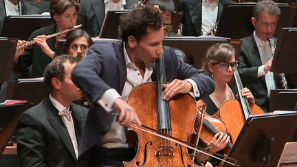 Edgar Moreau en concert avec l'Orchestre national du Capitole le 3 novembre 2018
 (Capture d&#039;image France 3/Culturebox)