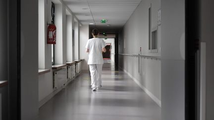 Les agents de&nbsp;l'hôpital du Mont d'Aubusson&nbsp;ont cumulé 11&nbsp;000 jours de congés maladie en 2018 (photo d'illustration). (PIERRE ROUANET / MAXPPP)