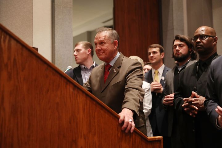 Le candidat républicain Roy Moore, le 12 décembre 2017 à Montgomery (Etats-Unis). (JOE RAEDLE / GETTY IMAGES NORTH AMERICA / AFP)