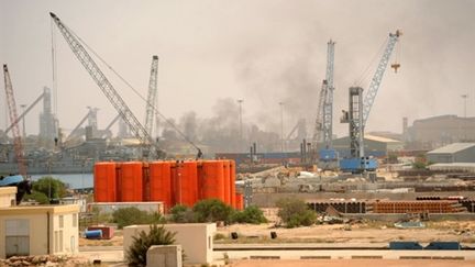 Le port assiégé de Misrata (ouest de Tripoli), le 2 mai 2011 (AFP/Christophe Simon)